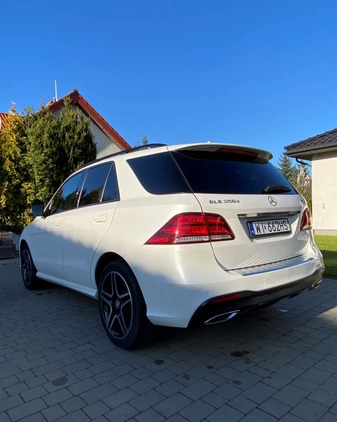 Mercedes-Benz GLE cena 195300 przebieg: 124800, rok produkcji 2016 z Warszawa małe 407